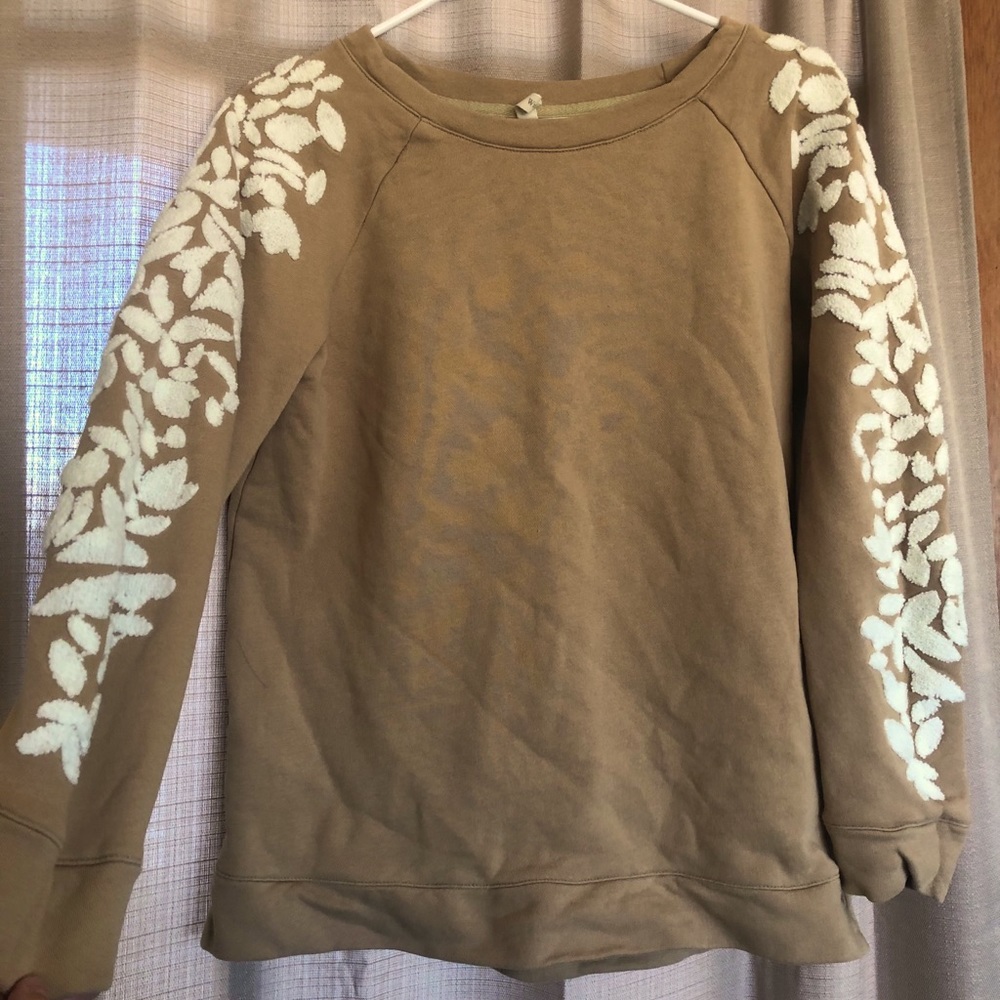 Bella Ella Embroidered Sweater